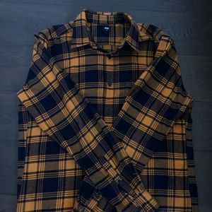 Uniqlo Button Up